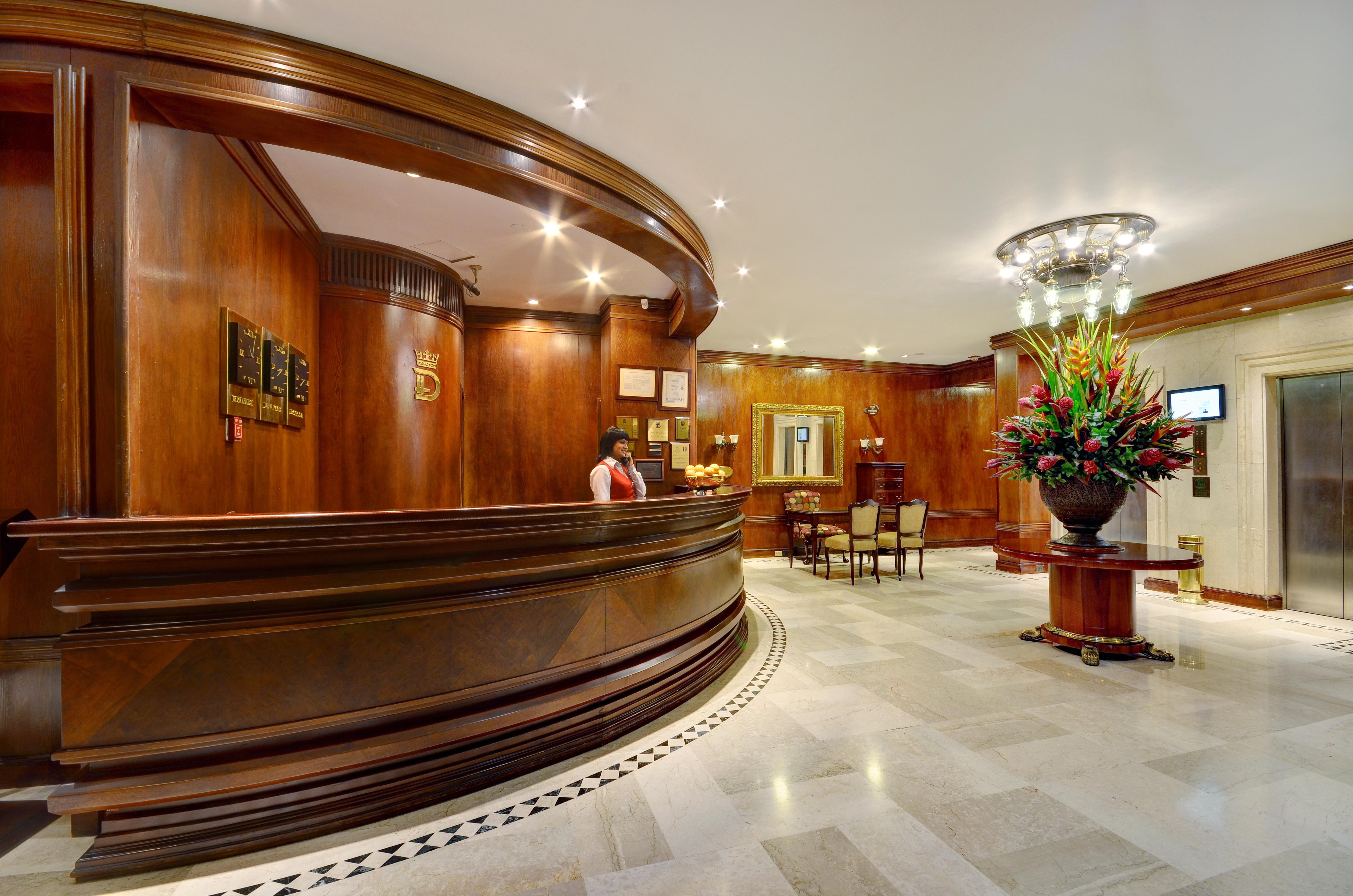Hotel Dann Carlton Belfort מדיין מראה חיצוני תמונה The lobby of the hotel