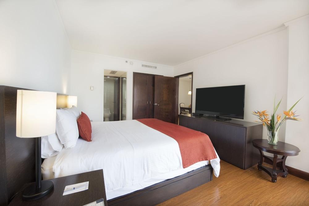 Hotel Dann Carlton Belfort מדיין מראה חיצוני תמונה A bedroom at the hotel