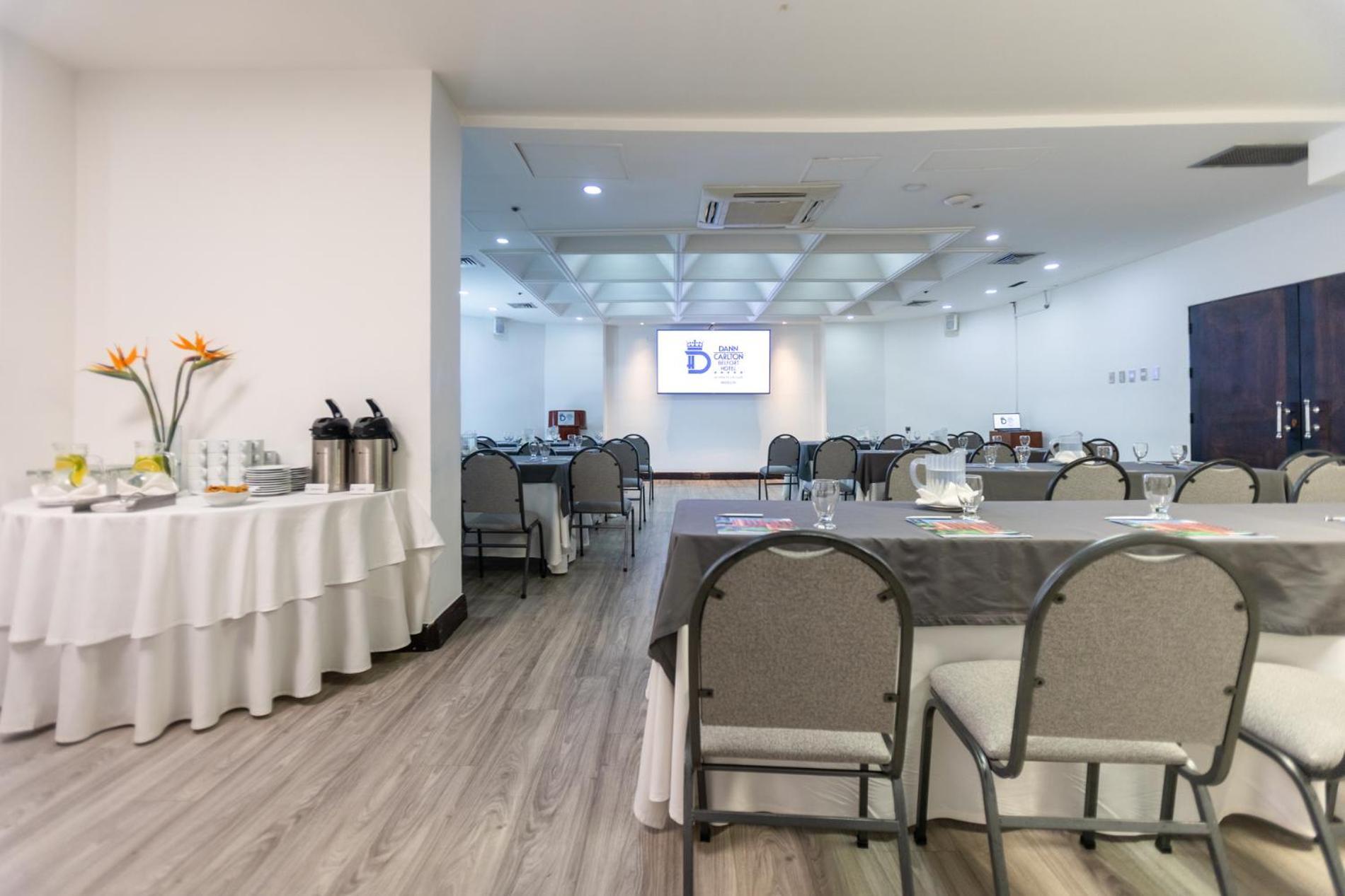 Hotel Dann Carlton Belfort מדיין מראה חיצוני תמונה Meeting room
